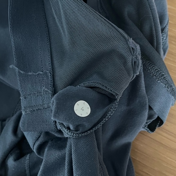 Lululemon Power Y Workout Tank, size 4, Blueish Grey - Picture 4 of 4